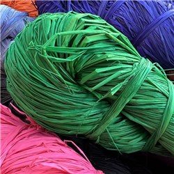 Rainbow Coloured Raffia Hank 250g Dark Green_2